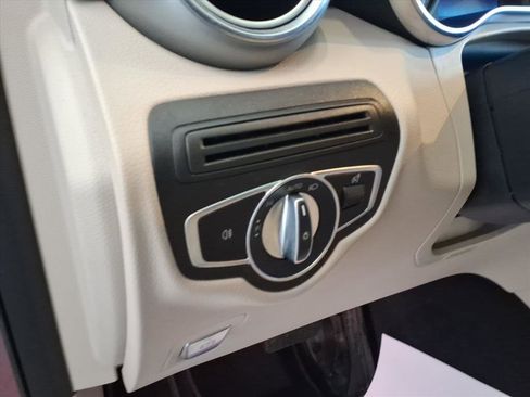 Used 2022 Mercedes-Benz GLC 300 4MATIC image 14