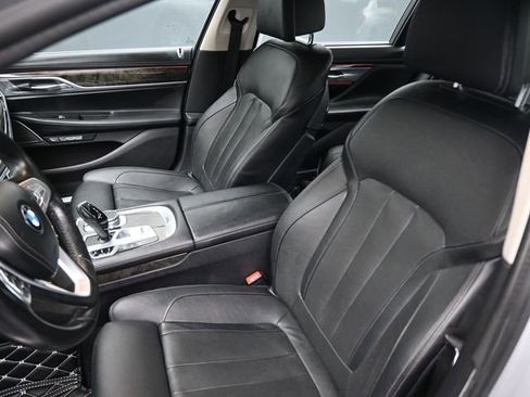 Used 2016 BMW 740i RWD image 33