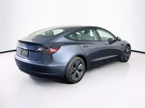 Used 2023 Tesla Model 3 Standard Range image 9
