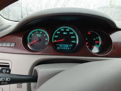 Used 2009 Buick Lucerne CXL image 16