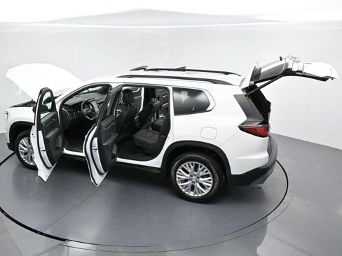 Used 2024 GMC Acadia Elevation w/ Luxury Package FWD image 46