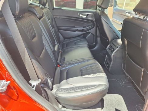 Used 2023 Ford Edge Titanium AWD/4WD image 23