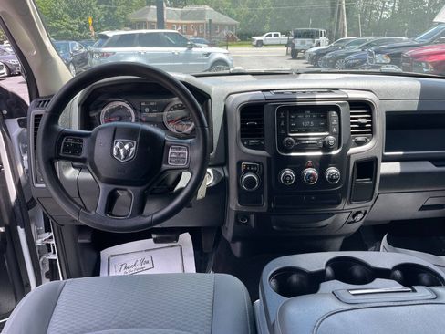 Used 2018 RAM 1500 Express w/ Express Value Package RWD image 11