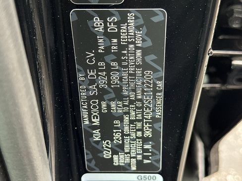 Certified 2025 Kia K4 FWD image 37