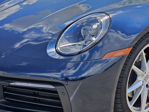 Used 2020 Porsche 911 Carrera 4S AWD/4WD image 12