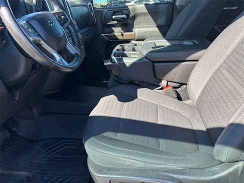 Used 2022 Chevrolet Silverado 1500 RST image 9