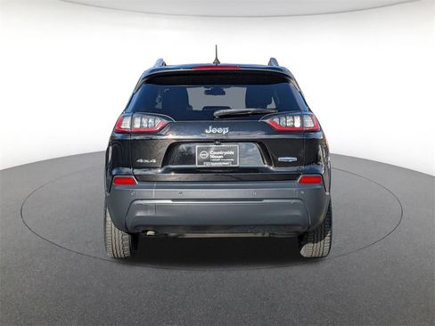 Used 2019 Jeep Cherokee Latitude Plus w/ Cold Weather Group image 6