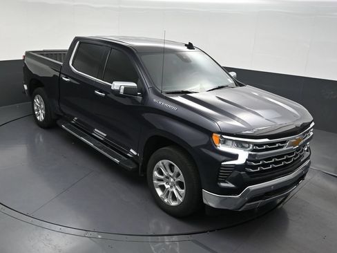 Used 2023 Chevrolet Silverado 1500 LTZ RWD image 21