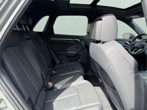 Certified 2025 Audi Q3 2.0T Premium w/ Convenience Package AWD/4WD image 29
