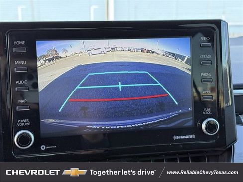 Used 2022 Toyota Corolla LE image 20