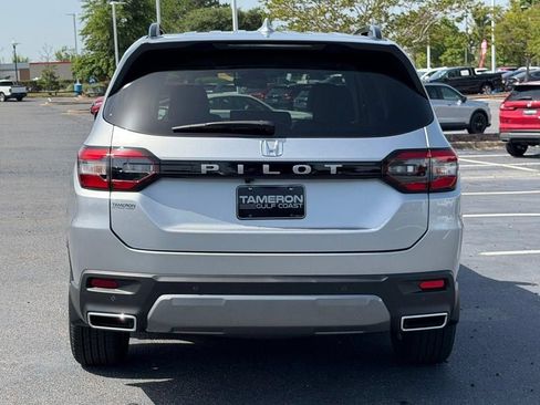 New 2026 Honda Pilot EX-L image 3