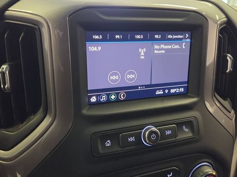 Used 2020 Chevrolet Silverado 1500 Custom w/ Custom Value Package RWD image 22
