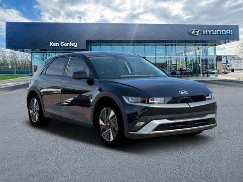 New 2025 Hyundai Ioniq 5 SE image 11