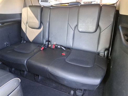 Used 2022 Nissan Armada Platinum w/ Captain's Chairs Package image 13