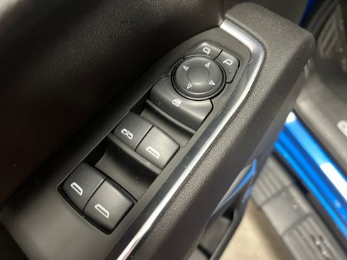 Used 2022 GMC Sierra 1500 Elevation w/ LPO, Elevation Black Package AWD/4WD image 14