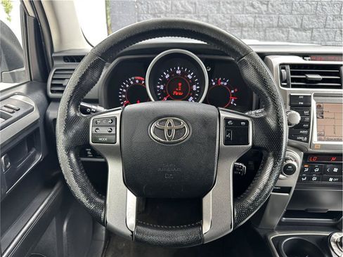 Used 2011 Toyota 4Runner Limited AWD/4WD image 21