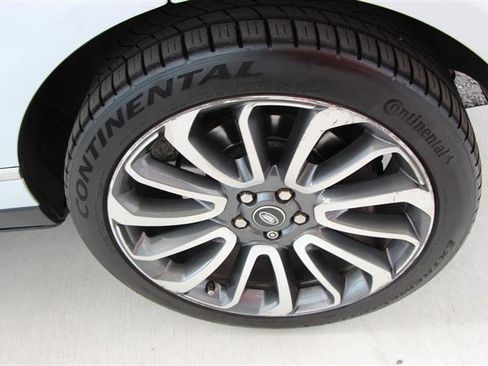 Used 2015 Land Rover Range Rover Autobiography AWD/4WD image 16