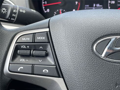 Used 2022 Hyundai Accent SE w/ Cargo Package FWD image 25