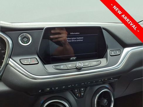 Used 2022 Chevrolet Blazer LT AWD/4WD image 18