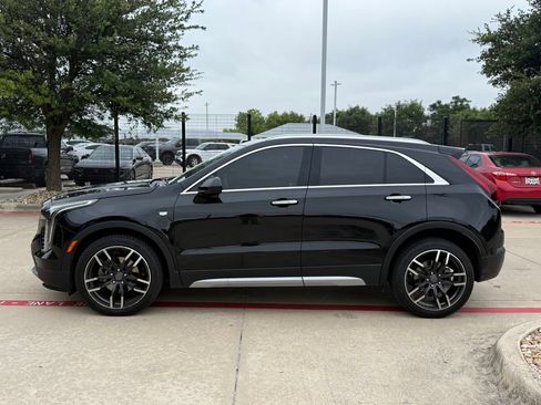 Used 2020 Cadillac XT4 Premium Luxury AWD/4WD image 2