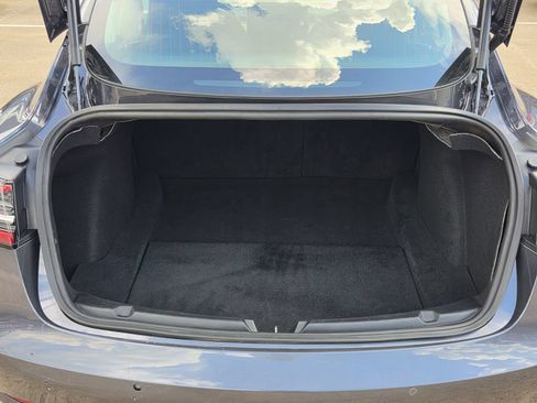 Used 2018 Tesla Model 3 Long Range AWD/4WD image 18