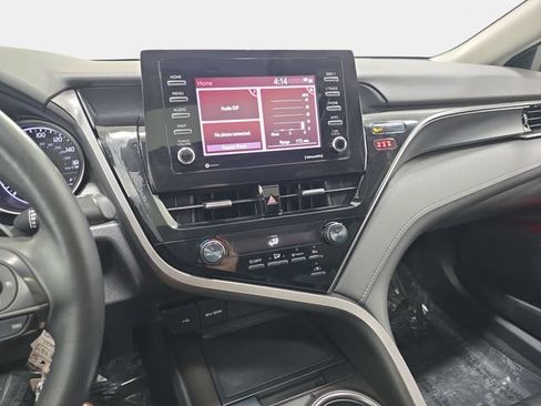 Used 2021 Toyota Camry SE FWD image 20
