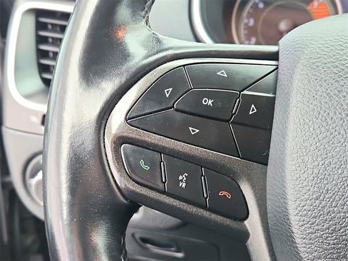 Used 2019 Jeep Cherokee Trailhawk w/ Comfort & Convenience Group image 33