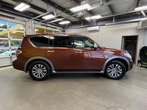 Used 2017 Nissan Armada SL w/ Interior Lighting Package AWD/4WD image 6