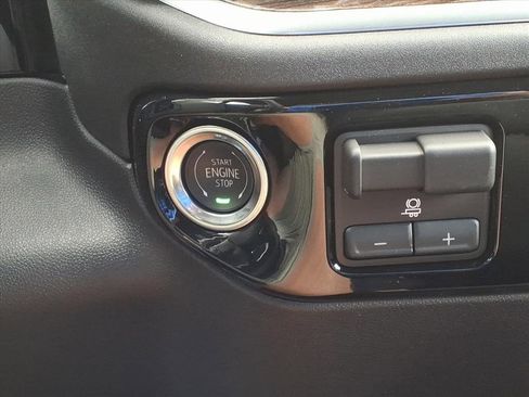 New 2026 Chevrolet Silverado 1500 LT w/ Texas Edition Plus image 20