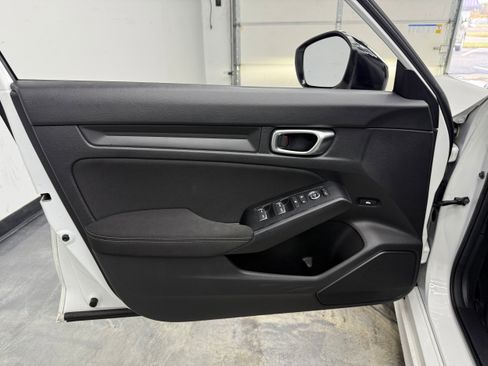 Used 2024 Honda Civic Sport image 10