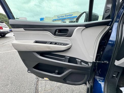 Used 2019 Honda Odyssey EX image 19