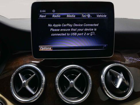 Used 2018 Mercedes-Benz CLA 250 image 15