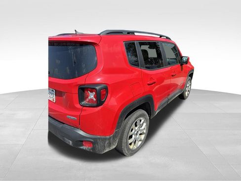 Used 2017 Jeep Renegade Latitude AWD/4WD image 33