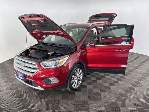 Used 2017 Ford Escape Titanium image 11