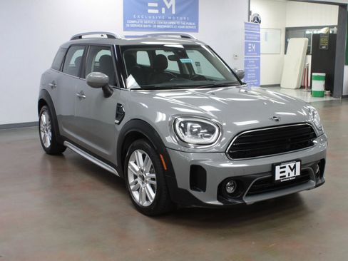 Used 2022 MINI Cooper Countryman image 2