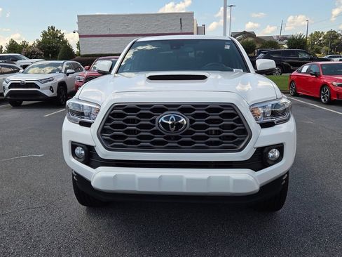 Used 2023 Toyota Tacoma TRD Sport w/ Advanced Technology Package AWD/4WD image 2