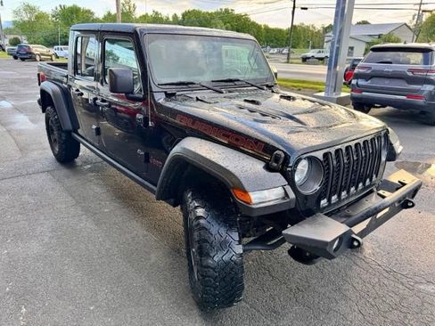 Used 2023 Jeep Gladiator Rubicon w/ Cold Weather Group AWD/4WD image 6