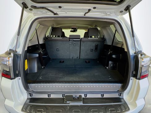 Used 2024 Toyota 4Runner SR5 RWD image 34