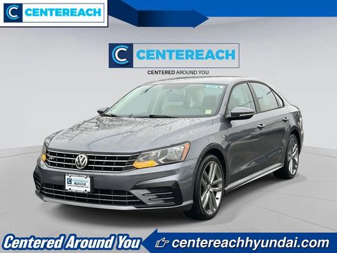 Used 2018 Volkswagen Passat 2.0T R-Line image 1