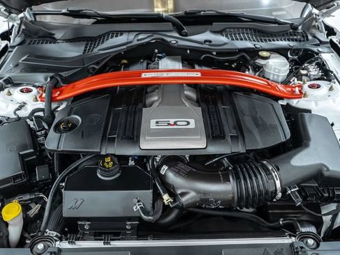 Used 2018 Ford Mustang GT RWD image 31