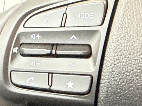 New 2026 Hyundai Venue SEL FWD image 21