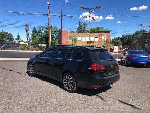 Used 2016 Volkswagen Golf Limited Edition FWD image 3