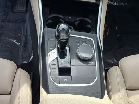 Used 2021 BMW 330i xDrive Sedan w/ Premium Package AWD/4WD image 23