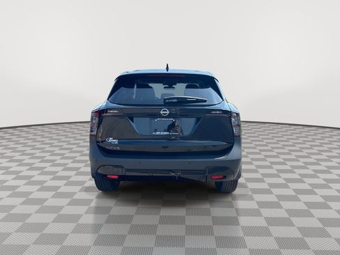 Certified 2025 Nissan Kicks SV FWD image 10
