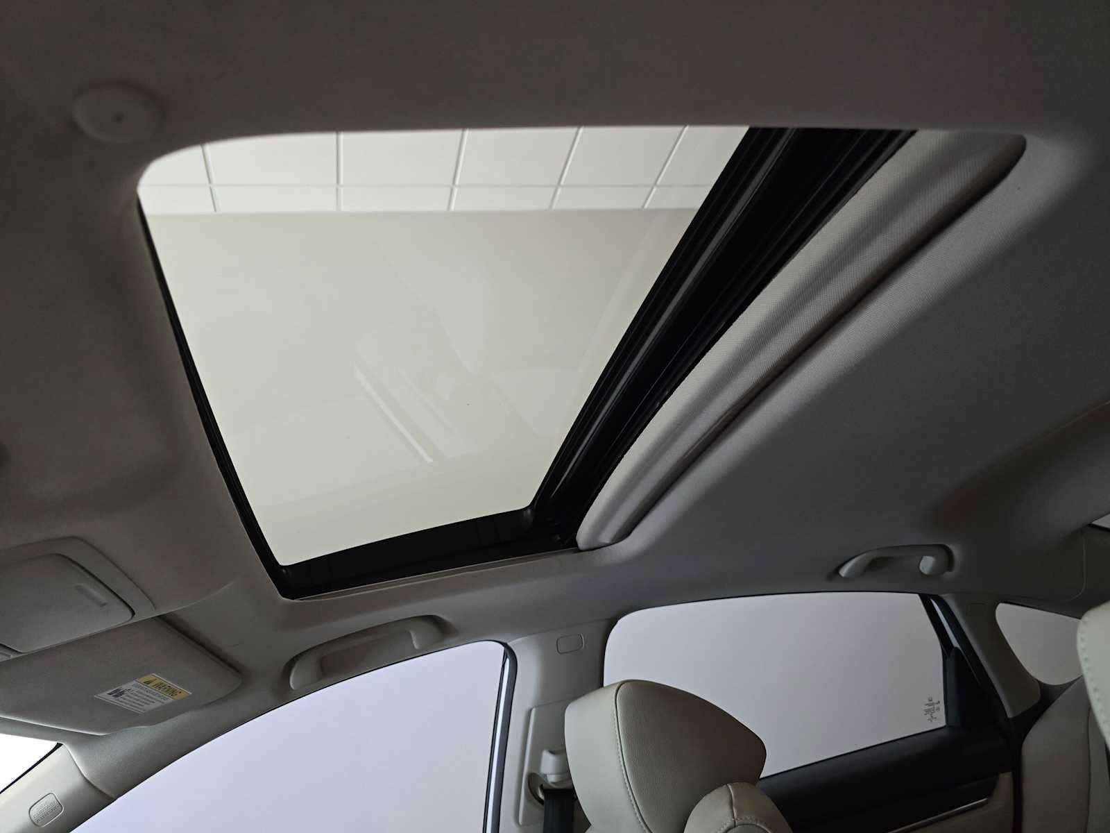 Used 2020 Honda Accord Touring image 21