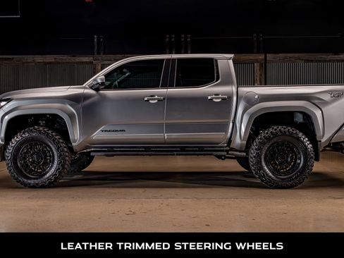 Used 2026 Toyota Tacoma TRD Sport image 6