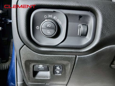 Used 2023 RAM 1500 Big Horn AWD/4WD image 12