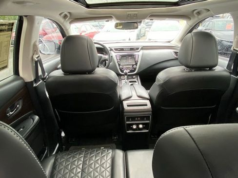 Used 2019 Nissan Murano Platinum w/ Cargo Package image 23