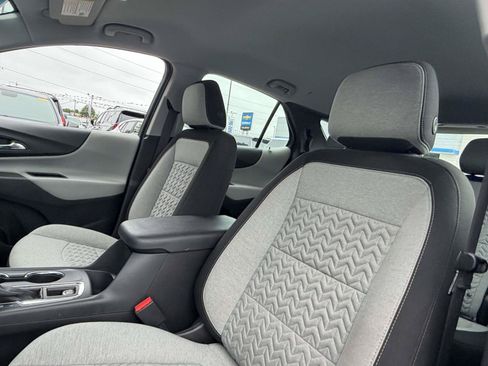 Certified 2023 Chevrolet Equinox LS AWD/4WD image 9