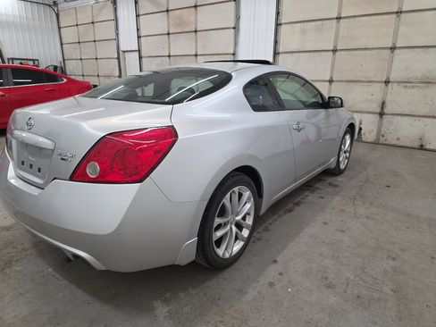 Used 2012 Nissan Altima 3.5 SR image 18